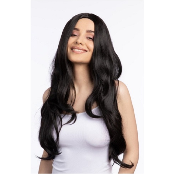 Layla Deluxe Black Wig